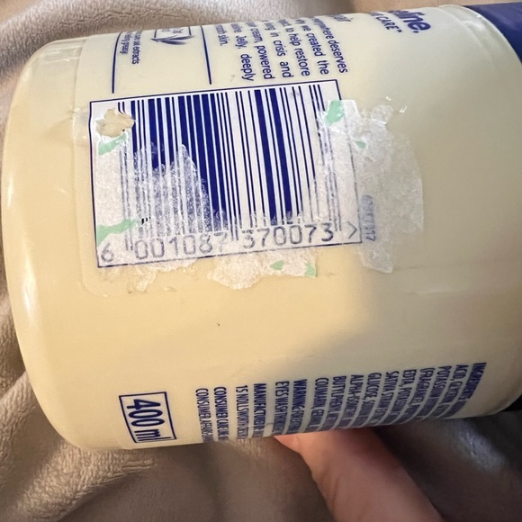 Vaseline Intensive Care Body Cream Dry Skin Repair With Pure Oat Extract 400mL - Picture 5 of 7